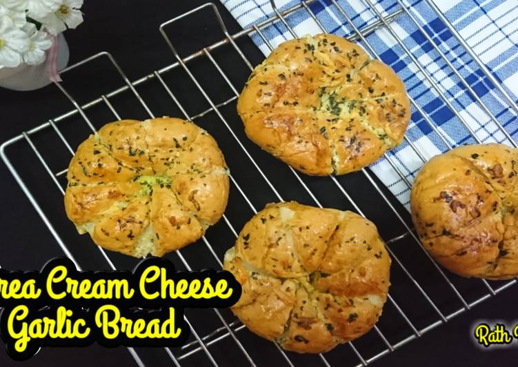 Cara Membuat Korea Cream Cheese Garlic Bread Enak Dan Mudah