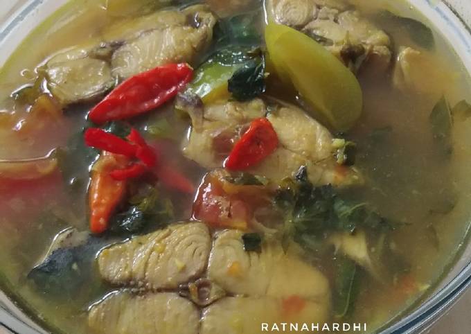 Resep Pindang Ikan Tengiri Oleh Ratna Hardhi Cookpad