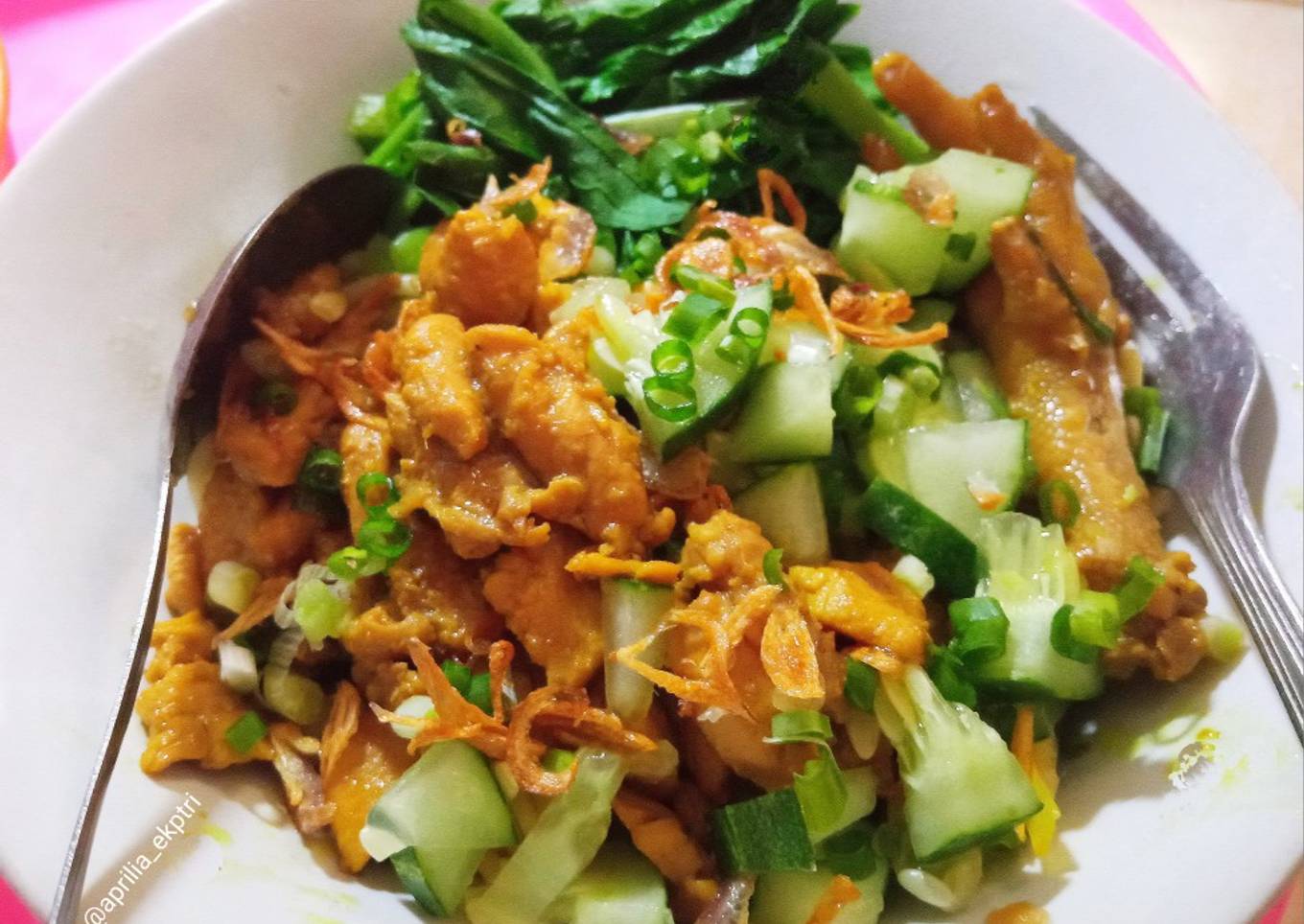 Mie Ayam Homemade Spesial Rasa Mirip ala Abang Abang