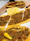 Pizza à la viande hachée : pide turc