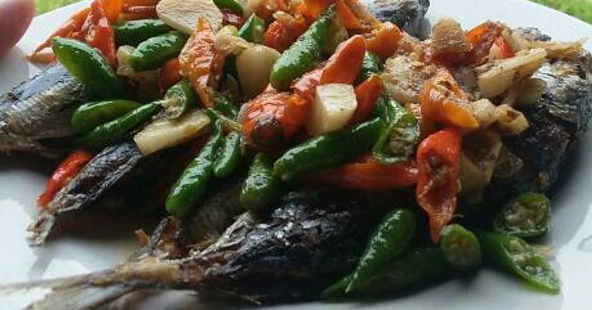 Resep Ikan goreng sambel tumis oleh Ratna Fadzillah - Cookpad