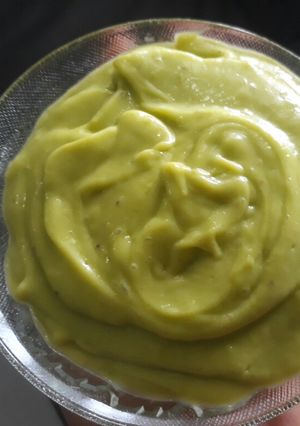 A picture of Avacado and banana smoothie.