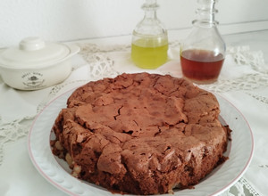 Foto di Torta cioccolato e pere (senza lattosio)