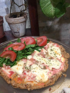 Una foto de Pizza de avena súper rápida y saludable