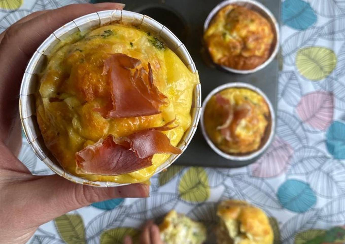 Magdalenas saladas de brócoli, jamón y queso BLW (+12M)