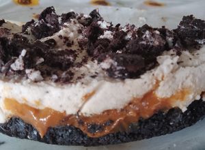 Una foto de Torta helada de OREO, súper fácil