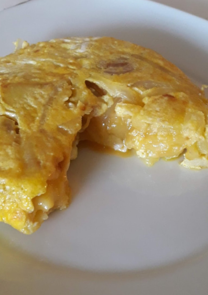 Una foto de Tortilla estilo betanzos