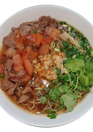 Hình của món Mì nước tương thịt bò.