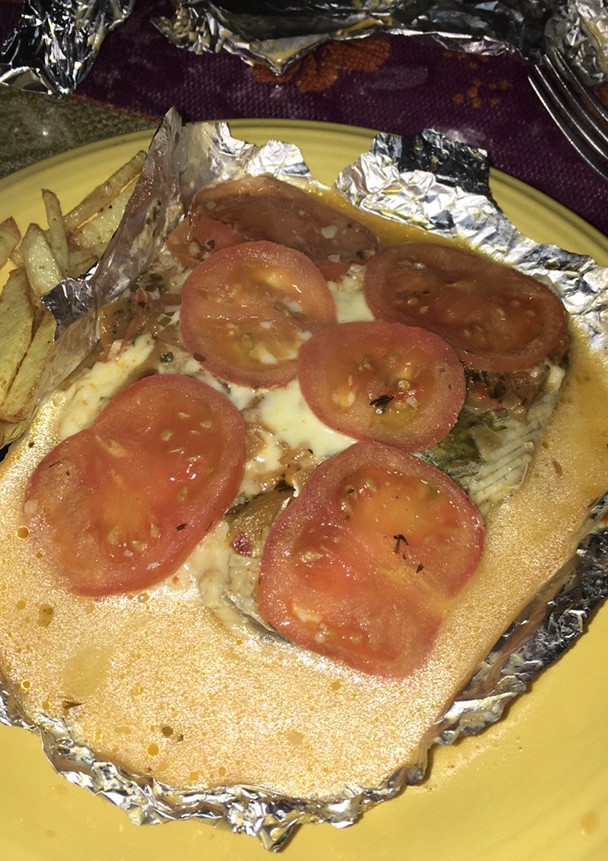 Una foto de Pescado al aluminio