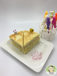 蜂蜜優格乳清薄餅蛋糕 的食譜成品照片