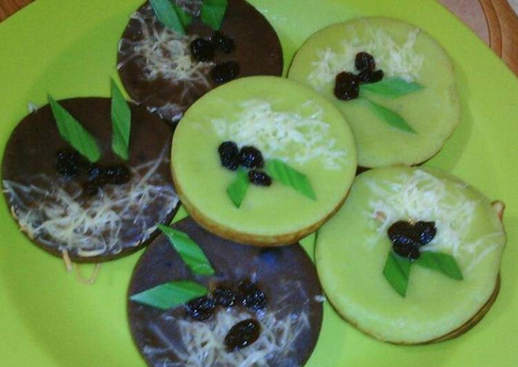 Kue lumpur kentang pandan cokelat keju istimewa