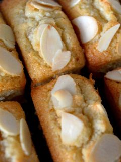 Une photo de Financiers Amandes Noisettes