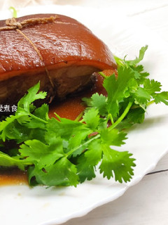 年菜上桌-東坡肉 的食譜成品照片