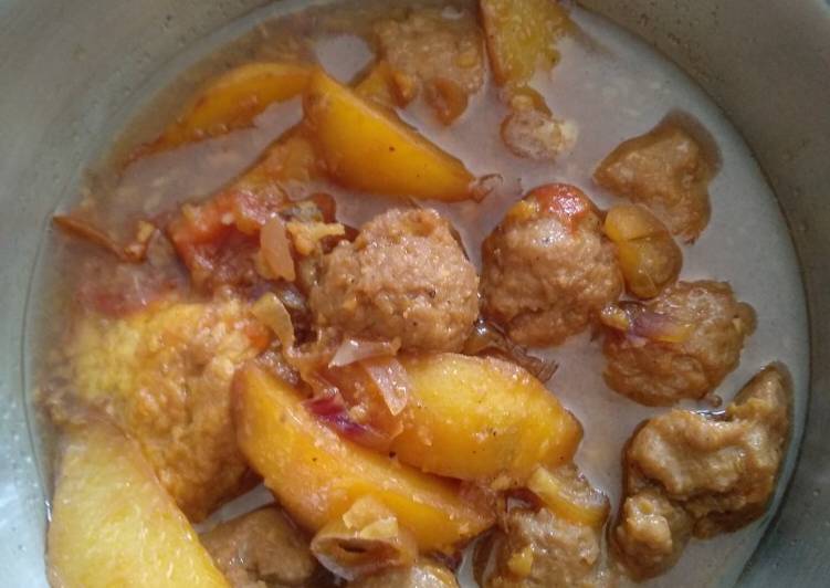 Resep Semur bola-bola daging cincang Anti Gagal