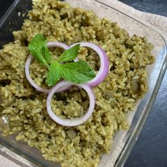 A picture of Dhaniya Pudina Rice (Coriander Mint Rice).
