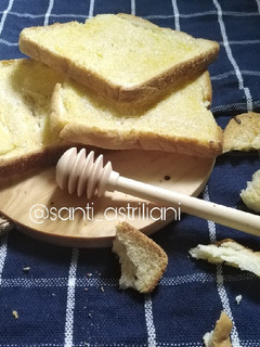 Foto resep Roti panggang madu krispii