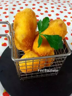 Una foto de Croquetas de jamón serrano y huevo cocido