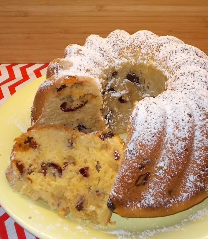 Dédi rumos - mazsolás kuglófja recept fotója