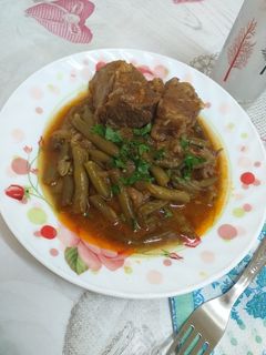 صورة لوصفة لوبيا ماشطو باللحم 🍖