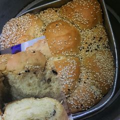 A picture of Super fluffy bread.