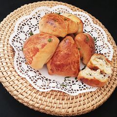 A picture of Turkish Feta Cheese Parcels.