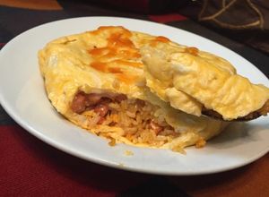 Hình của món Omurice - Cơm cuộn trứng kiểu Nhật - (phiên bản vét tủ lạnh).