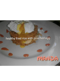Foto resep Burger fried rice with poached egg