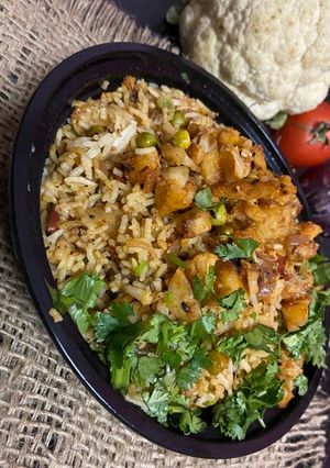 गोभी मटर फ्राई राइस(Gobhi mater fry rice recipe in hindi) रेसिपी मुख्य फोटो