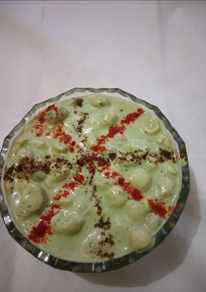 A picture of Mint boondi raita.