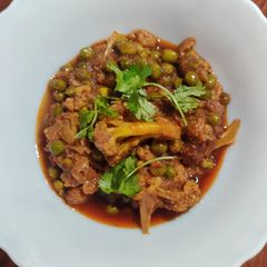 A picture of Spicy Gobhi Matar.