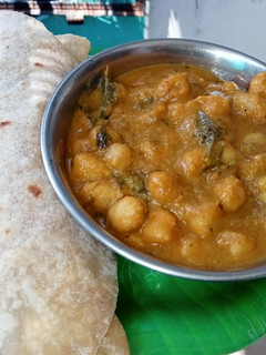 சென்னா மசாலா(chana masala recipe in tamil) செய்முறை முக்கிய புகைப்படம்