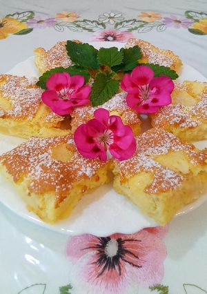 Habkönnyű, joghurtos almás süti recept fotója