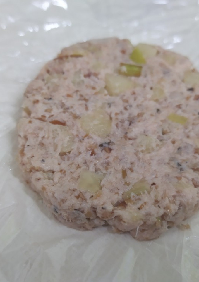 Una foto de Hamburguesa de sargo y manzana