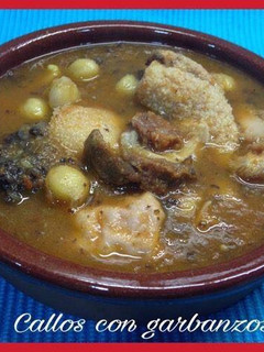 Una foto de Callos con garbanzos