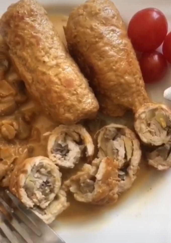 Крученики з грибами