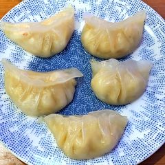 A picture of Har Gow (Prawns dumplings).