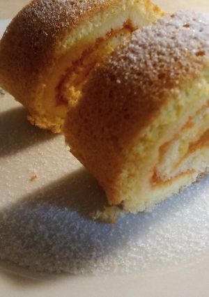 Piskótatekercs glutén- és tejmentesen recept fotója