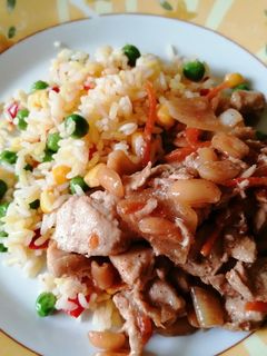 Mogyorós csirkemell recept fotója