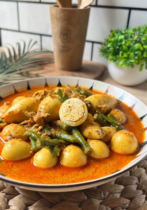 Foto resep Gulai cumi bunting telur puyuh