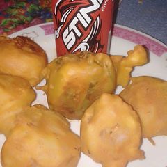 A picture of Yummy cheese potatoes boll.