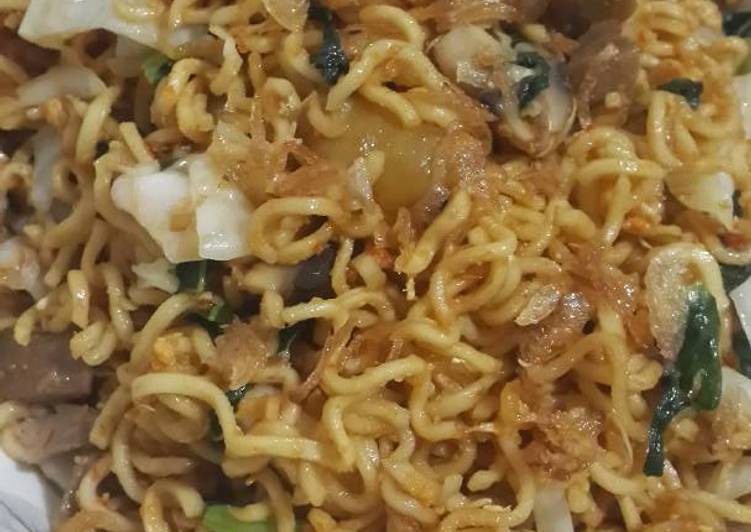 Bagaimana Membuat Mie goreng jawa non msg, Enak