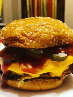 Házi sajtburger recept fotója