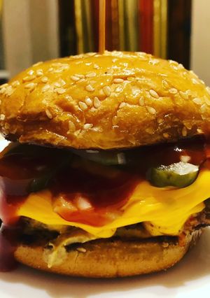 Házi sajtburger recept fotója