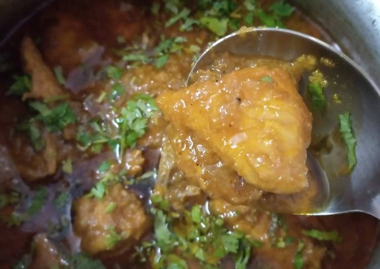 Recipe of Any-night-of-the-week Bhuna hoa Chicken ka Salan