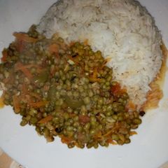 A picture of Coconut rice with ndengu stew.