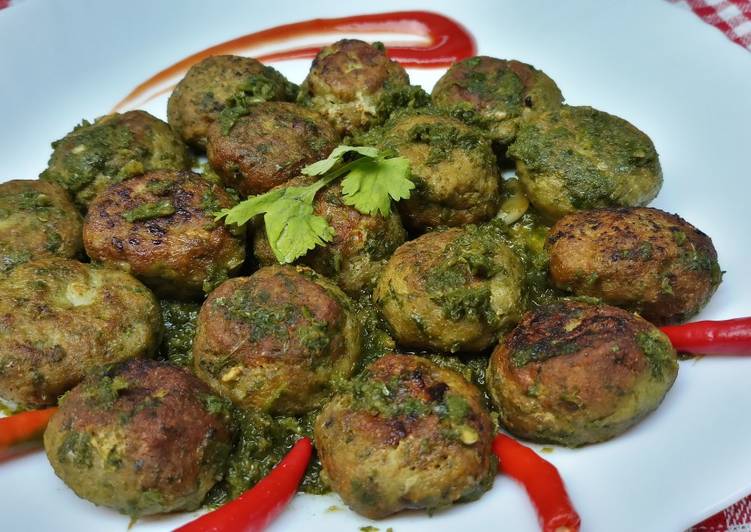 Simple Way to Make Perfect Chicken Dhania Balls