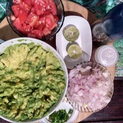 A picture of Spicy Avocado Dip.