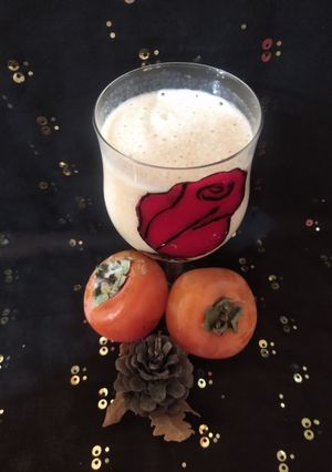 عکسی از دستور شیر موز خرمالو 😋