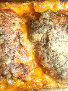 Una foto de Pimientos rellenos de carne con salsa bechamel