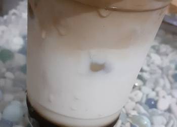 Mudah Cepat Memasak Es kopi susu gula aren ala cafe Enak dan Sehat